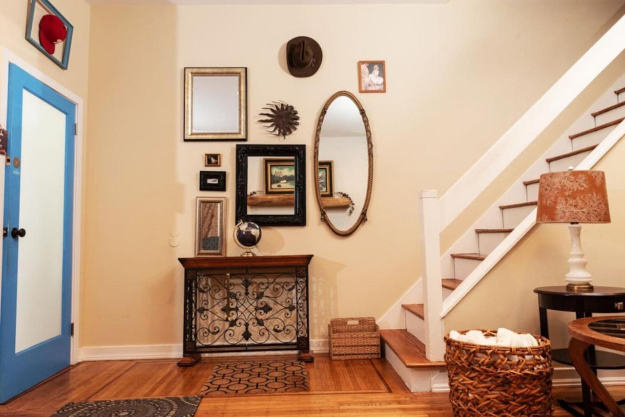Massive Bohemian Oasis In Philly 5 Bdrm Sleeps 12 Holiday home Philadelphia
